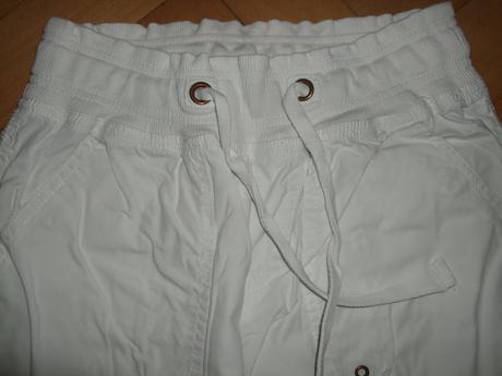 Biele trojštvrťové nohavice, cherokee,36