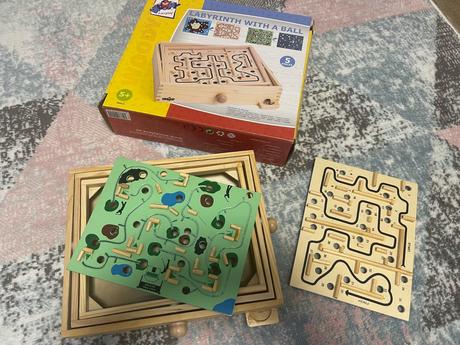 Dřevěný labyrint, 