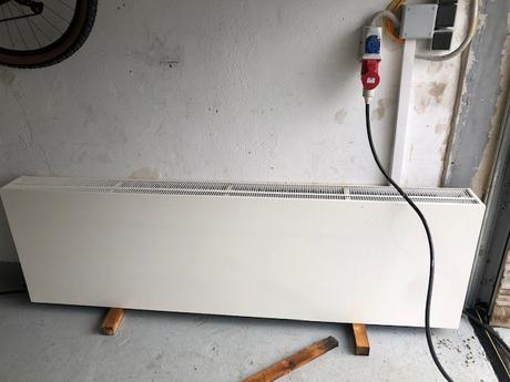 Topeni radiatory 4 kusy/ druhy, 