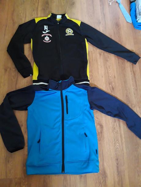 2x mikina, lewro,158