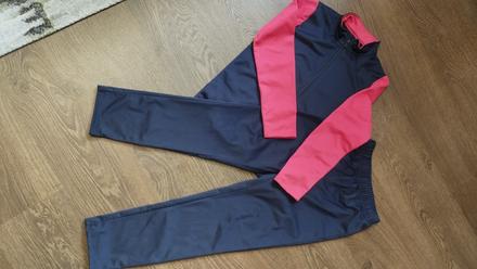 Tepláková souprava vel. 134, decathlon,134