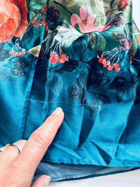 Ob/ šaty letní saténové - v.6 let, monsoon,116