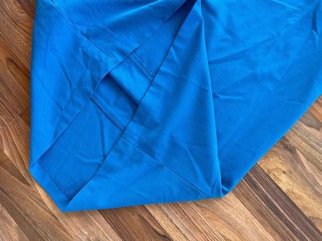 Modré šaty s volánkovým rukávem, vel m/l, šité, m