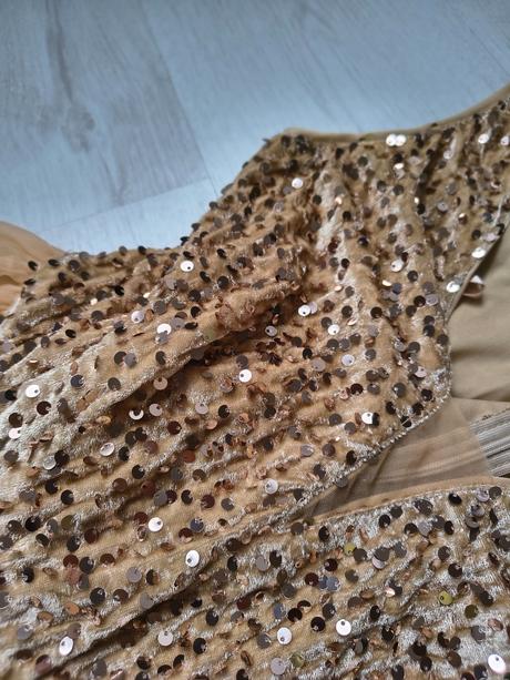 Nové společenské šaty, velikost s/m, m