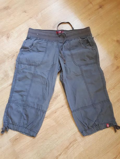 Bezva pohodlné letni 3/4, esprit,40