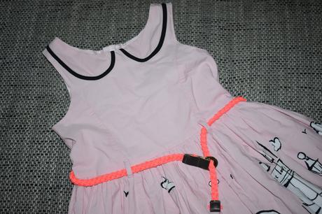 Nádherné šaty next s neon detaily, velikost 116, next,116