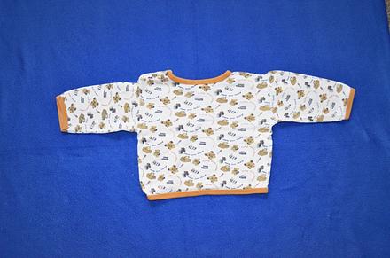 Kojenecká košilka, 56