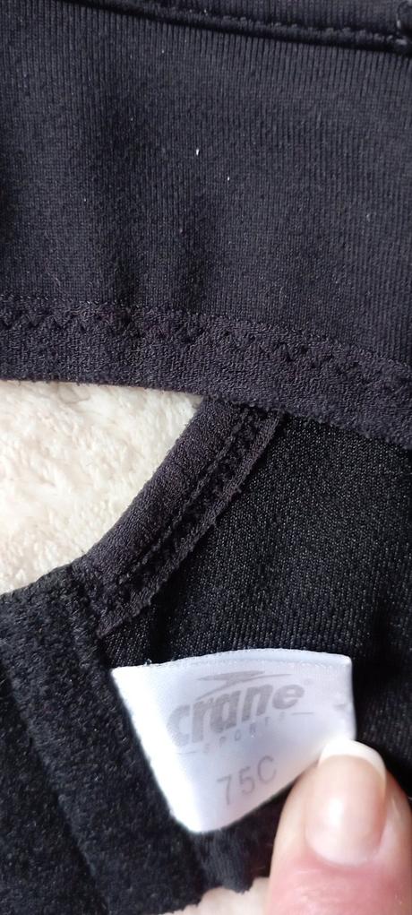 Sportovní podprsenka zn."crane" vel."75c", 75c