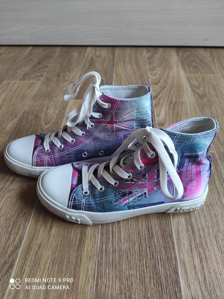 Kotníkové tenisky, 37