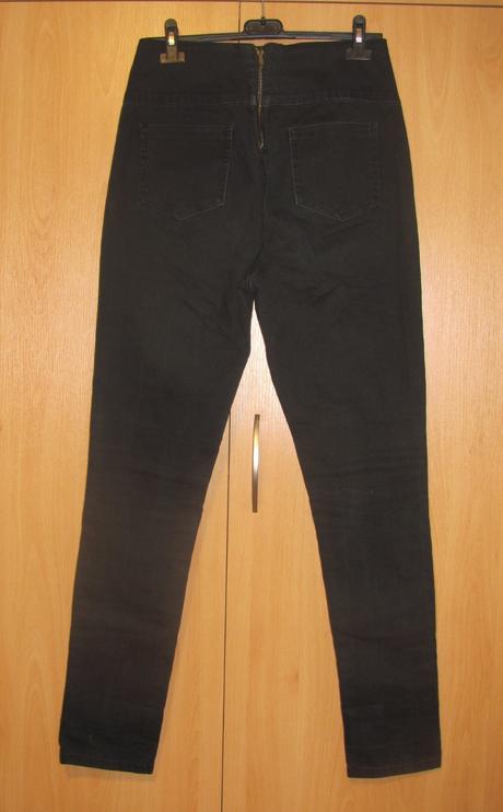 Černé kalhoty, esmara,42