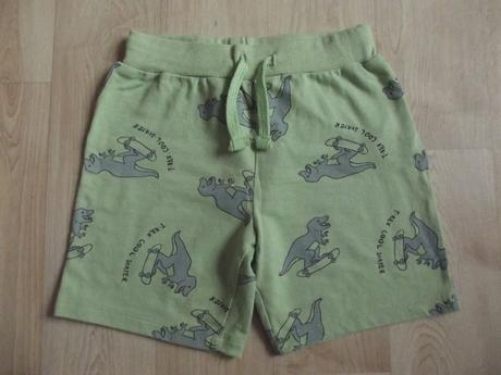 Šortky v.134, sinsay,134