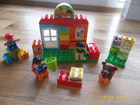 Lego duplo školka 10833, 