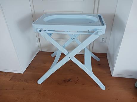 Stojan na vaničku.,