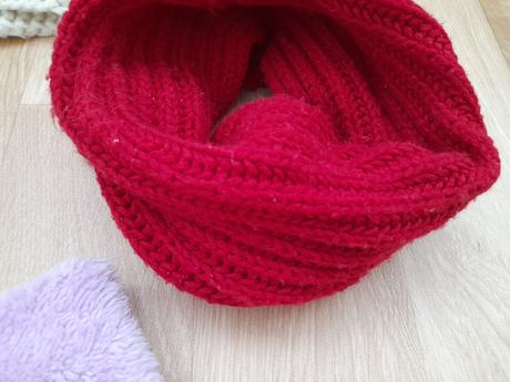 01 - sada čelenek a nákrčníků - cena za celou sadu, 