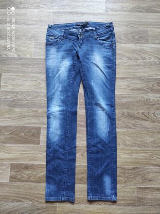 Džíny, bershka,36