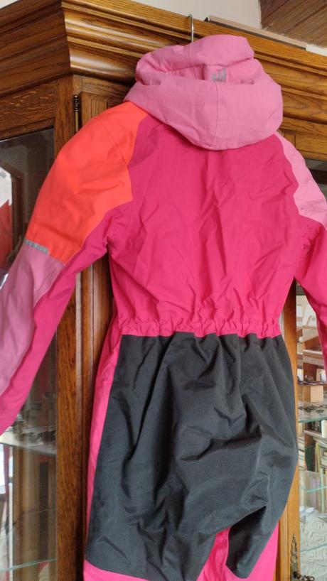 Nabízíme kvalitní zimní kombinézu  helly  hansen, helly hansen,134