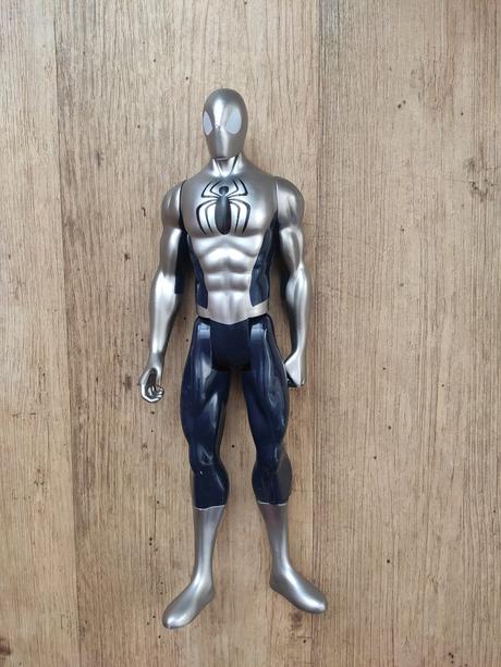 Spiderman armored silver titan hero figurka 30 cm, 