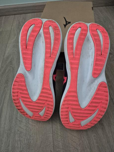 Značkové běžecké boty miláno vel. 38, mizuno,38