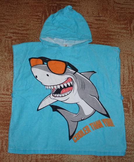 Ručníkové pončo se žralokem, dopodopo