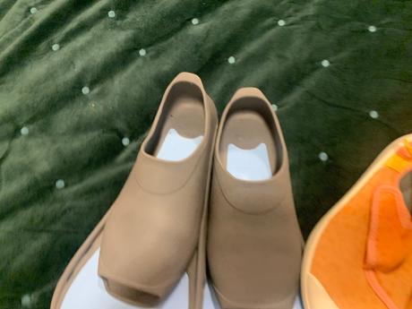 3 ks boty k vodě, 31