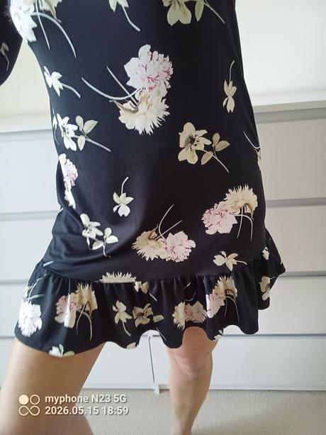 Šaty zn."club xprs" vel."xs", xs