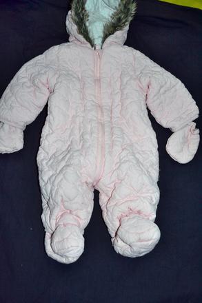 Kvalitní  zimní kombinéza dívčí + rukav. 0-3 měs, early days,68