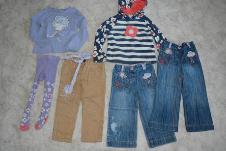 Komplet s holčičkou, 86–98