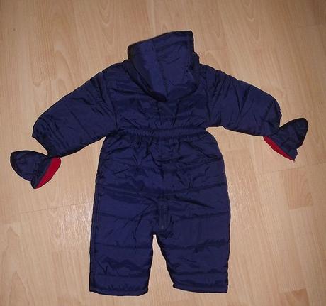 Tmavě modrá zimní kombinéza s kapucí a rukavicemi, c&a,68