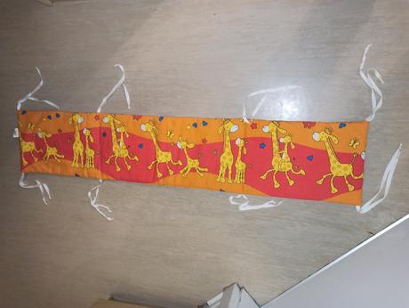 Mantinel do postýlky, šířka (cm): 30,délka (cm): 140