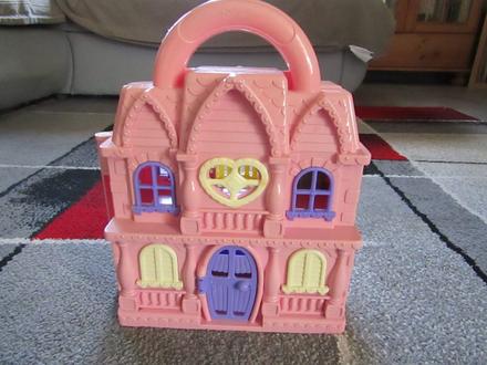 Domeček pro panenky zn.disney, 