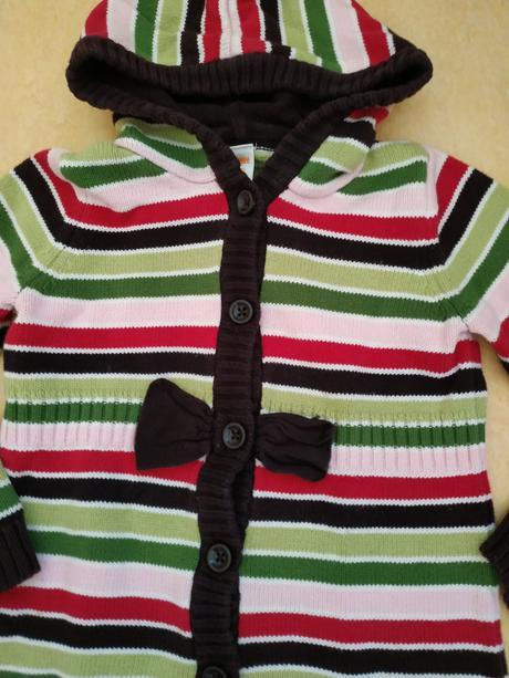 Kvalitní svetřík vel.116-122, 116