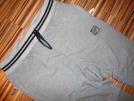 Luxusní šedé tepláky movement, m