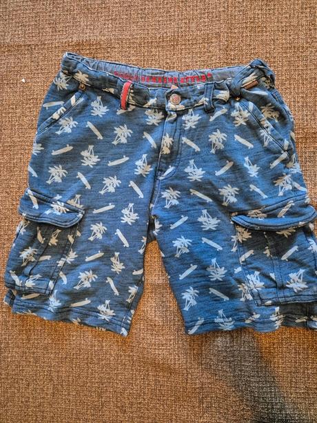 Chlapecké kraťasy vel. 140, 140