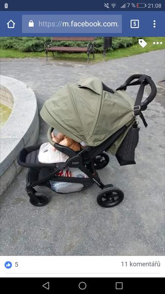 Jaké barevné doplňky k olivové barvě kočárku?