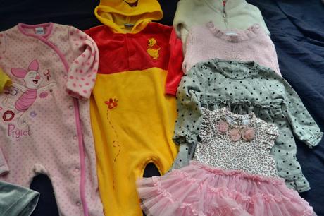 9x kojenecké dívčí oblečky,v.3-6 disney,, 68–80