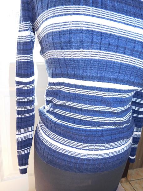 Svetr-pulovr, atmosphere,40