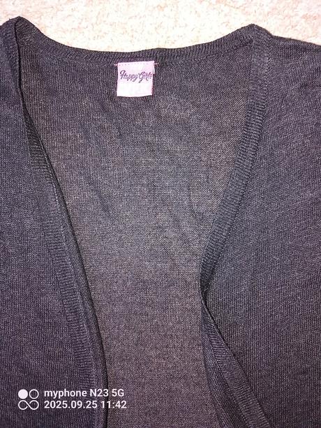 Cardigan zn."y.f.k." vel."128", 128