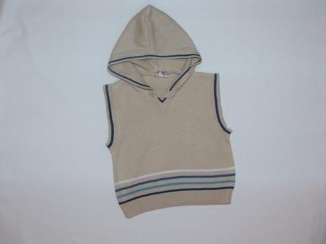 J904 vestička vel. 68, f&f,68