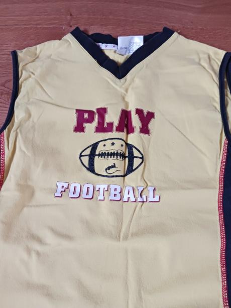 Triko č.134/140, 134