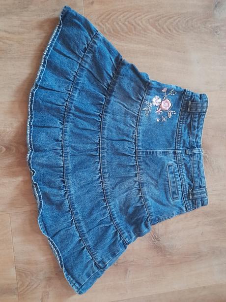 11xsukně,next,okay,cherokee,tigerlily... v.110/116, next,110