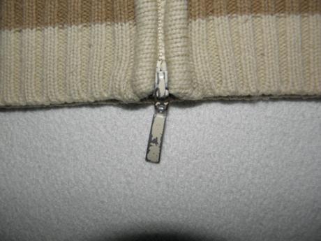 Hnědý svetr vel.128, 128