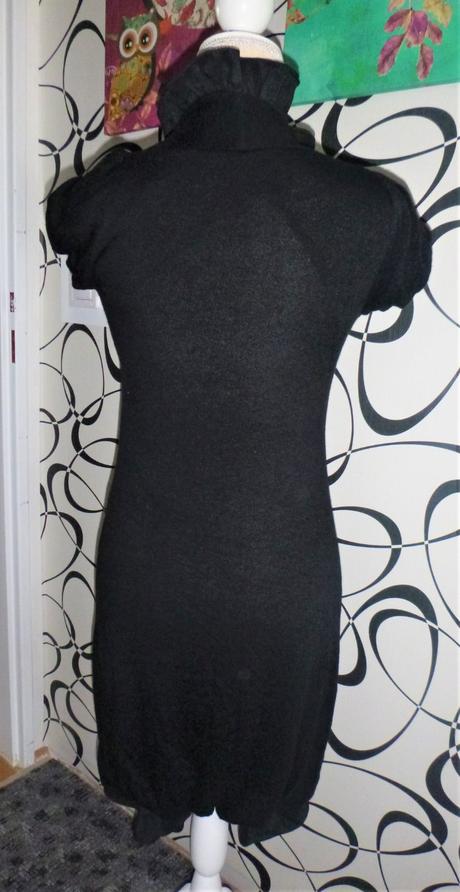 Luxusní originálek ,,malé černé" na vel.s-m, m / s