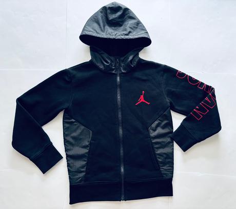K7/ mikina černá zn. jordan - v.9/10 let, air jordan,140