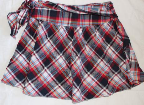 Ho12. príma káro letní sukýnka s vázačkou 8-9 let, 134