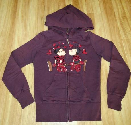 Mikina s kapucí, 158