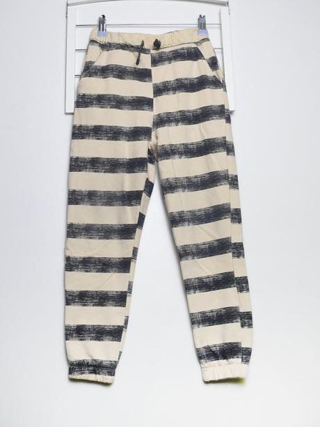 Pruhované tepláky, sinsay,134