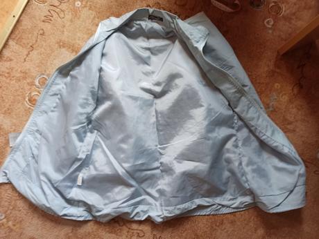 Džíny, bunda a triko, 36