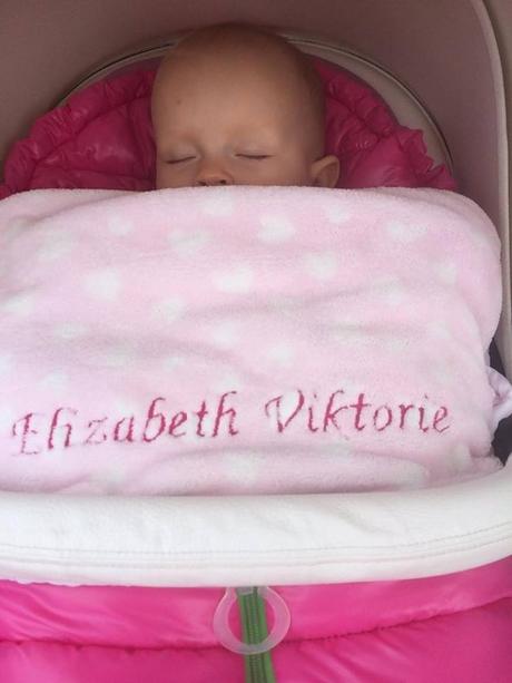 Deka s hello kitty a jménem miminka, 