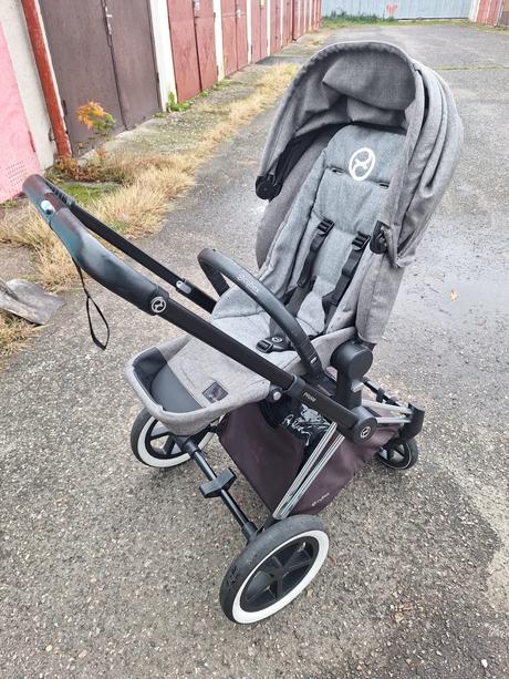 Dětský kočárek s bohatou výbavou, cybex,cybex priam se sedadlem lux seat