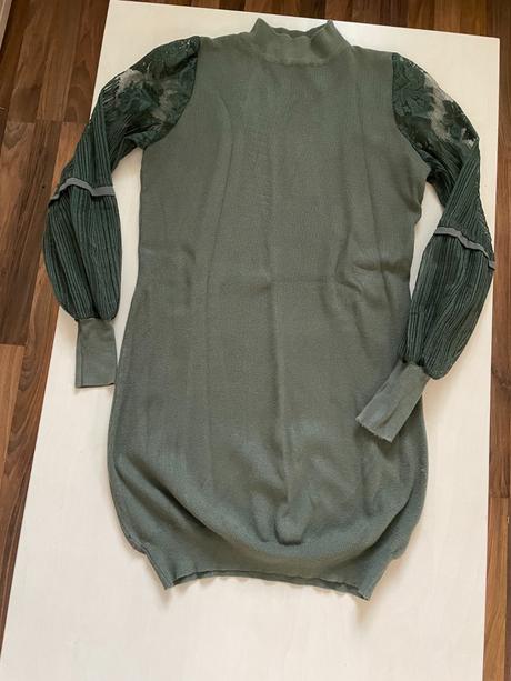 Khaki zateplené šaty nebo dlouhý svetr, vel cca s/, s